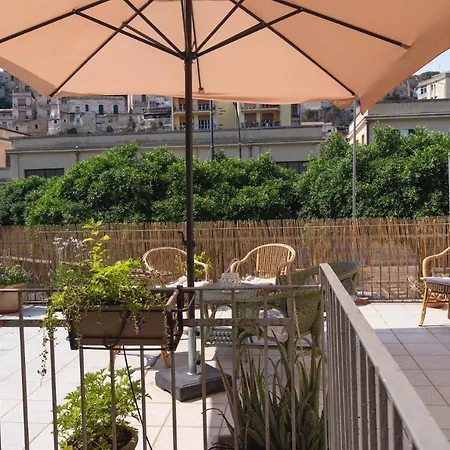 Casa Bellizzi Villa Modica Exterior photo